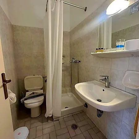 Vassilikon 3*